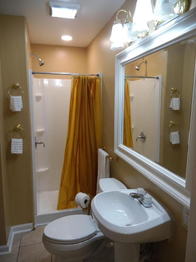 The Blue Room Luxury Suite Доувър Екстериор снимка