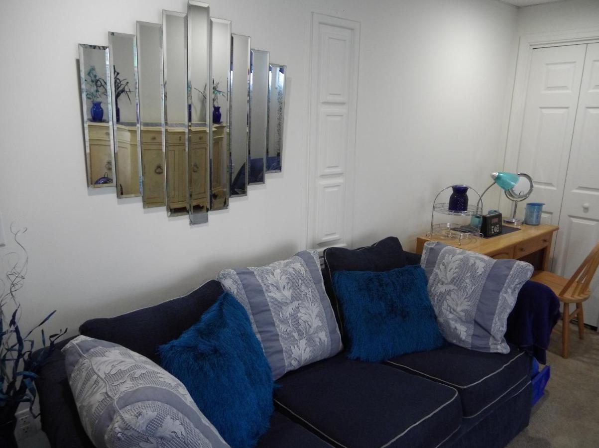The Blue Room Luxury Suite Доувър Екстериор снимка