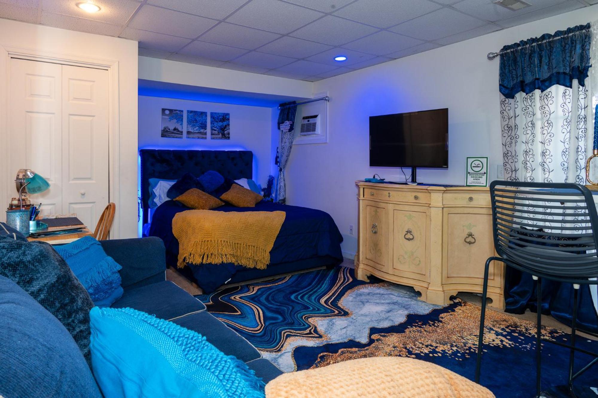 The Blue Room Luxury Suite Доувър Екстериор снимка